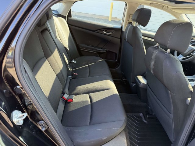 Used 2018 Honda Civic EX image 11