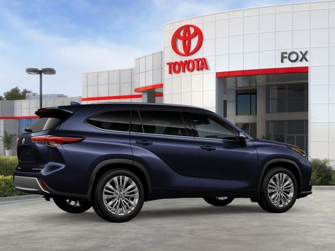 New 2026 Toyota Highlander Platinum AWD/4WD image 33