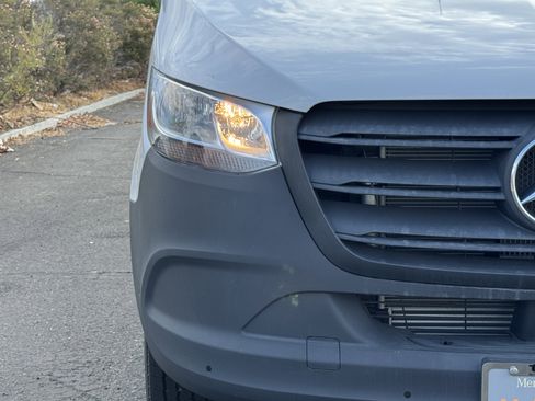 New 2023 Mercedes-Benz Sprinter 2500 image 9
