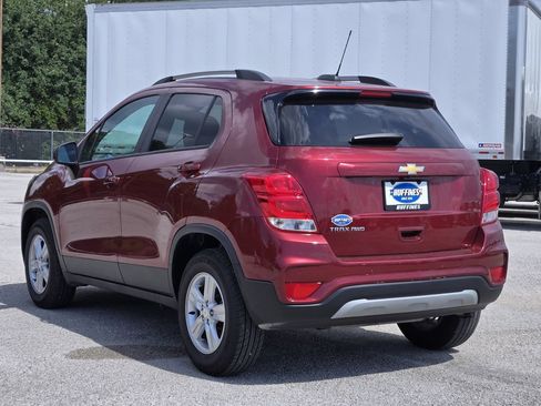 Used 2022 Chevrolet Trax LT w/ Driver Confidence Package AWD/4WD image 5