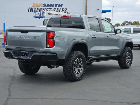 New 2026 Chevrolet Colorado ZR2 w/ Technology Package AWD/4WD image 6