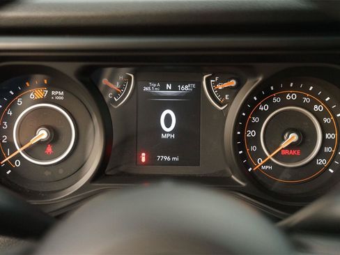 Used 2025 Jeep Wrangler Sport AWD/4WD image 20
