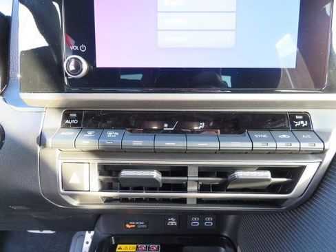 Certified 2026 Toyota Camry SE image 26