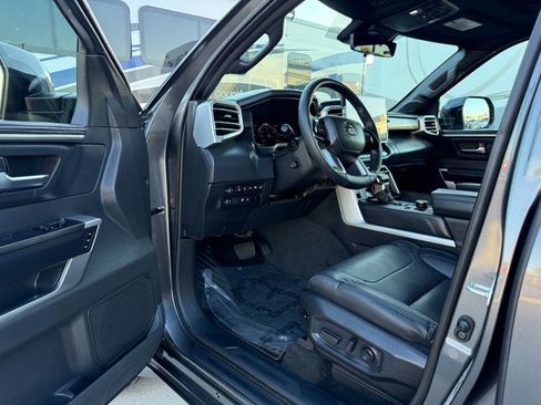 Used 2025 Toyota Tundra Platinum image 20