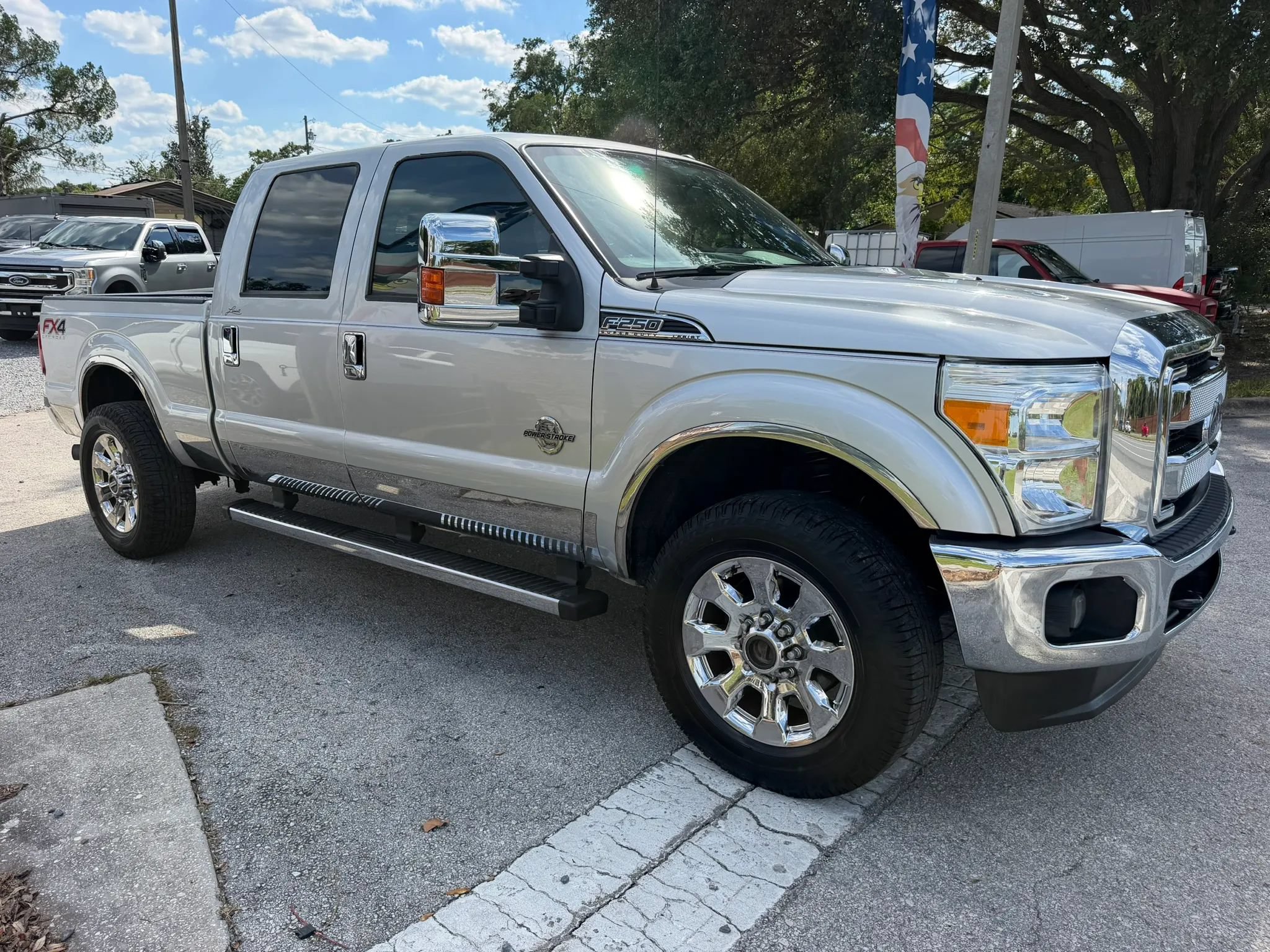Used 2015 Ford F250 Lariat w/ Lariat Ultimate Package AWD/4WD image 3