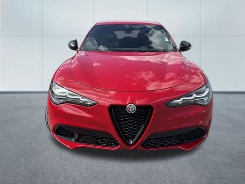 Used 2024 Alfa Romeo Stelvio Sprint image 6