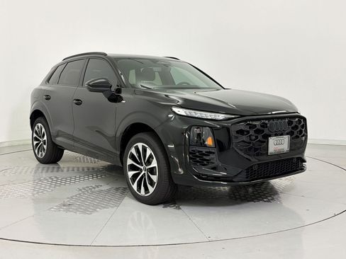 New 2026 Audi Q3 quattro 2.0T AWD/4WD image 7