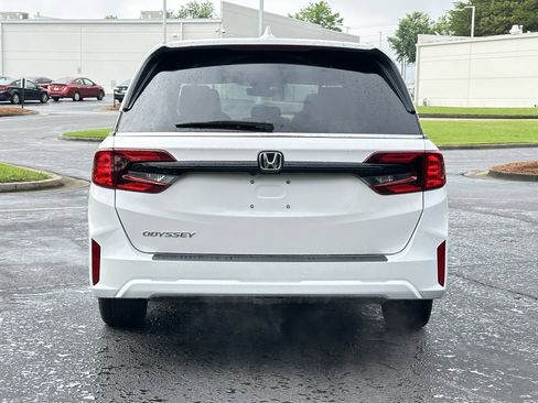Used 2025 Honda Odyssey EX-L image 13