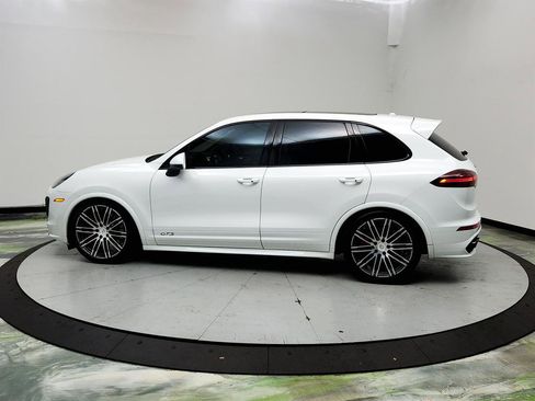 Used 2016 Porsche Cayenne GTS AWD/4WD image 8
