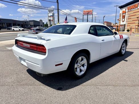Used 2012 Dodge Challenger SXT Plus RWD image 6