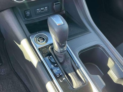 Certified 2025 Nissan Sentra SV image 28