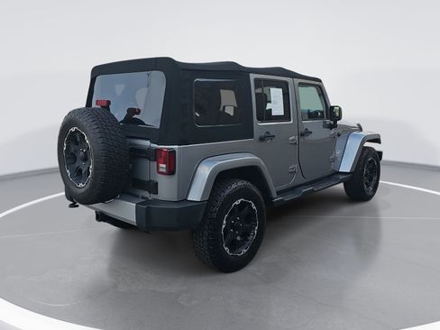 Used 2015 Jeep Wrangler Unlimited Sahara w/ Dual Top Group image 3