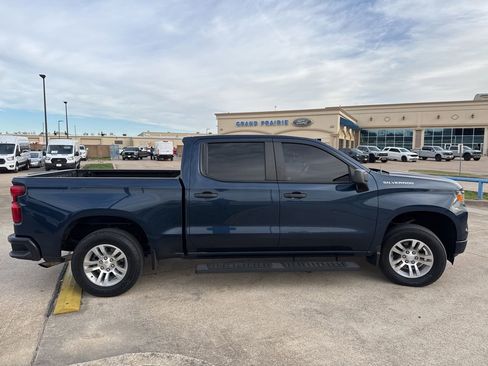 Used 2022 Chevrolet Silverado 1500 Custom image 15