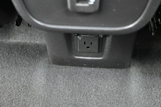 Used 2022 Chevrolet Equinox Premier FWD image 35