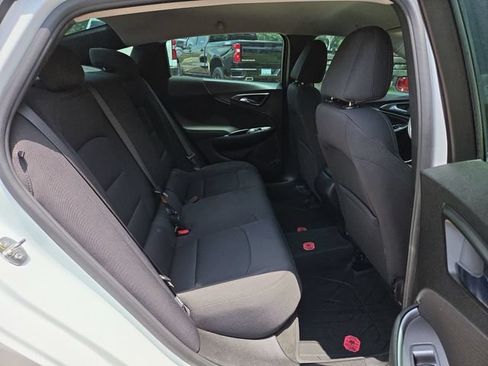 Used 2021 Chevrolet Malibu LS FWD image 27