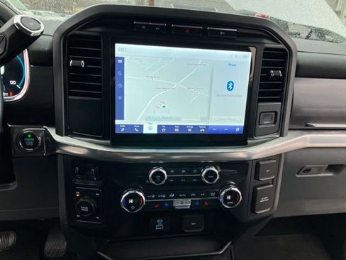 Used 2021 Ford F150 Lariat w/ Equipment Group 501A Mid image 19