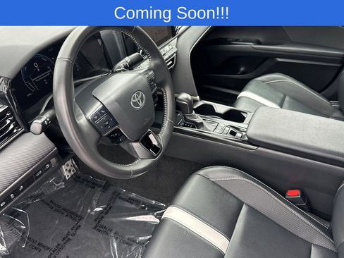 Certified 2025 Toyota Camry SE FWD image 10