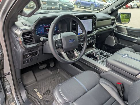 Certified 2025 Ford F150 Platinum w/ Equipment Group 702A High AWD/4WD image 15