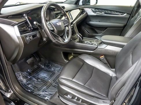 Certified 2023 Cadillac XT6 Premium Luxury AWD/4WD image 14