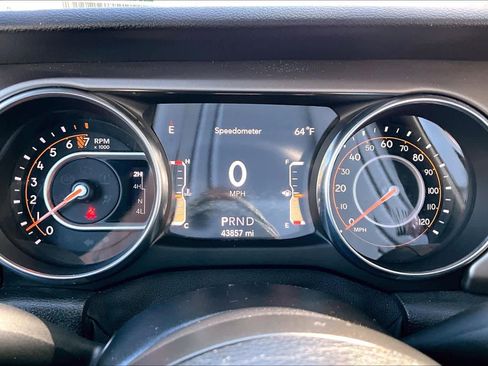 Used 2020 Jeep Wrangler Unlimited Sport S image 23