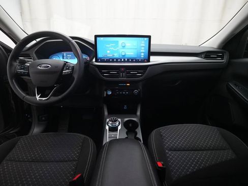 Used 2023 Ford Escape Active w/ Tech Pack #2 AWD/4WD image 6