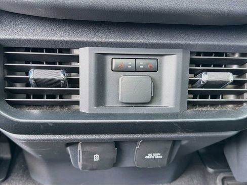 Used 2023 Ford F150 Raptor AWD/4WD image 29