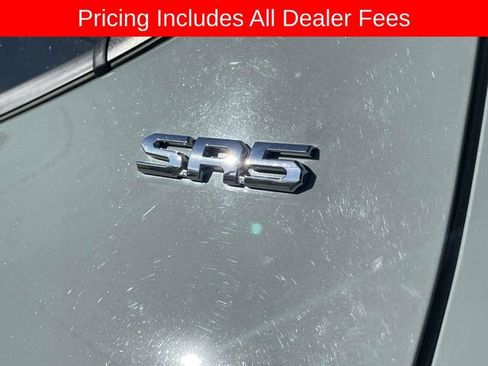 Used 2024 Toyota Tundra SR5 w/ SR5 Convenience Package AWD/4WD image 12