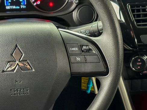Used 2023 Mitsubishi Eclipse Cross LE AWD/4WD image 32