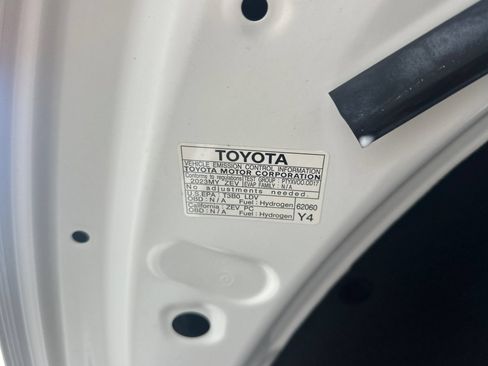 Certified 2023 Toyota Mirai w/ Advanced Technology Package RWD image 36