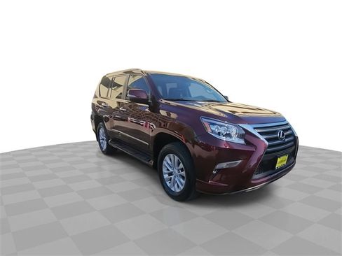 Used 2019 Lexus GX 460 image 2