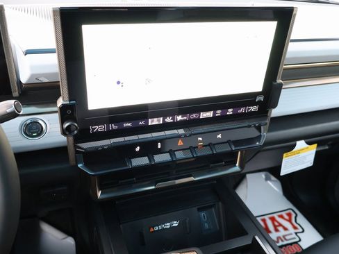 New 2025 GMC Hummer EV 2X image 23