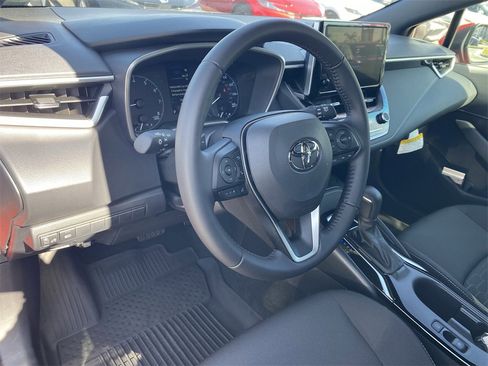 Certified 2025 Toyota Corolla SE image 20