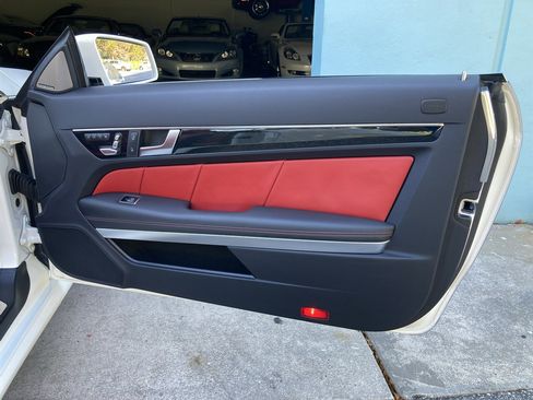 Used 2017 Mercedes-Benz E 550 Cabriolet image 35