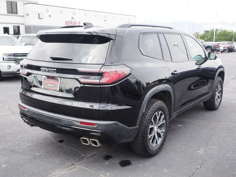 Used 2024 GMC Acadia AT4 w/ Luxury Package AWD/4WD image 5