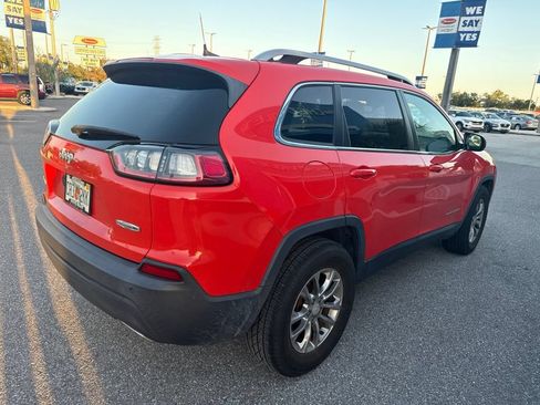 Used 2021 Jeep Cherokee Latitude Lux w/ Comfort/Convenience Group AWD/4WD image 5
