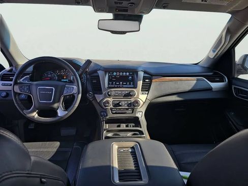 Used 2019 GMC Yukon XL Denali w/ Denali Ultimate Package RWD image 13