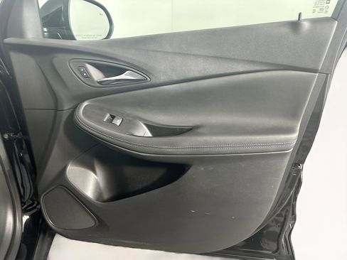 Used 2023 Buick Encore GX Select w/ Safety Package II image 32