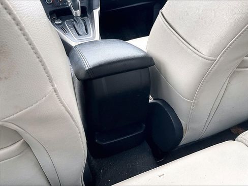 Used 2016 Ford Focus Titanium image 29
