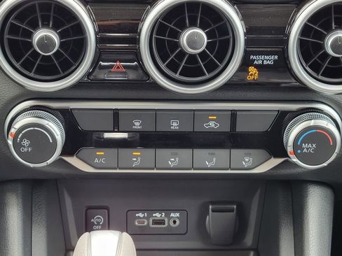 New 2025 Nissan Sentra SV image 20