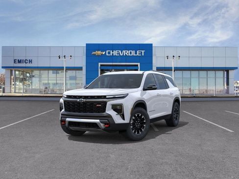 New 2026 Chevrolet Traverse Z71 w/ Enhanced Driving Package image 8