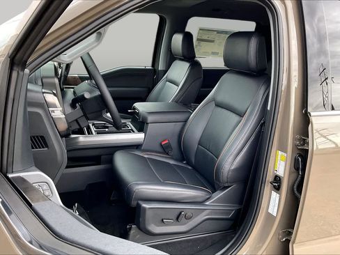 New 2026 Ford F250 Lariat w/ Tremor Off-Road Package AWD/4WD image 9