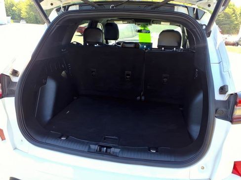 Used 2023 Ford Escape ST-Line Select AWD/4WD image 5