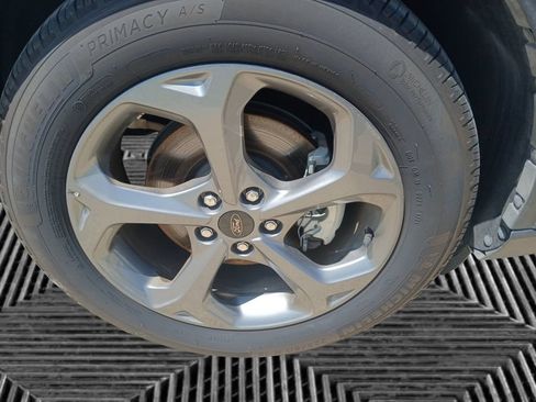 Used 2025 Ford Escape ST-Line Select AWD/4WD image 4