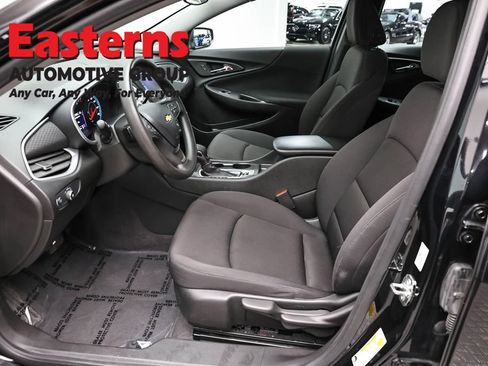 Used 2023 Chevrolet Malibu LS FWD image 26