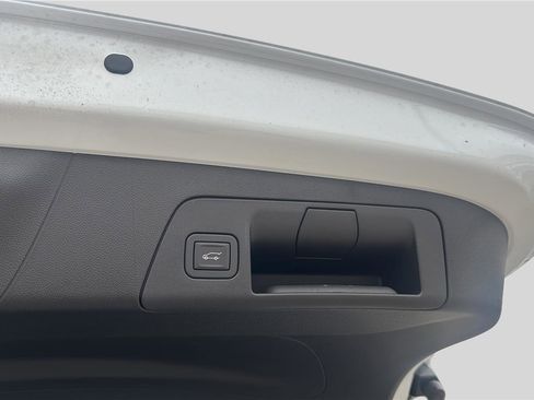 New 2026 Buick Envision Avenir image 16