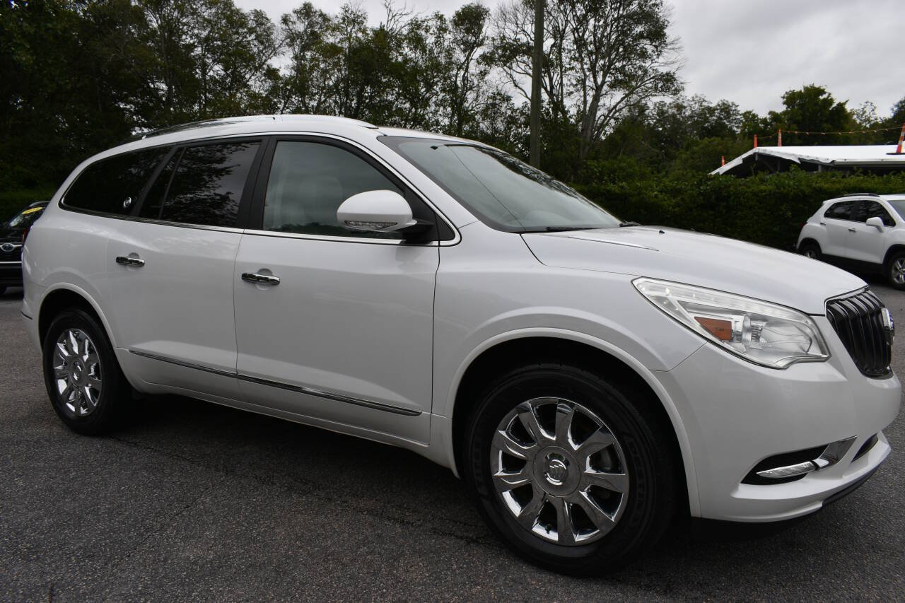 Used 2017 Buick Enclave Leather FWD image 33
