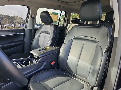 Used 2021 Jeep Grand Cherokee L Limited image 20