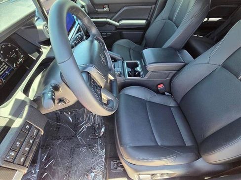 New 2026 Toyota 4Runner Limited AWD/4WD image 4