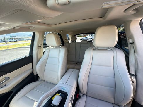 Used 2021 Mercedes-Benz GLE 350 4MATIC image 12