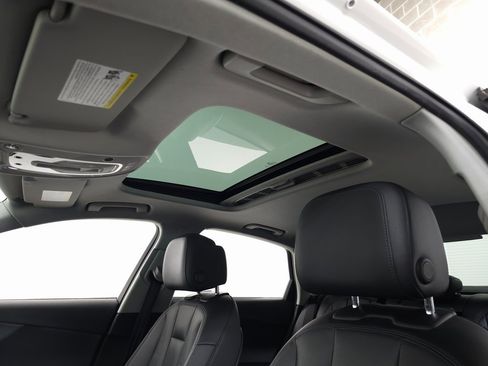 Used 2017 Audi A4 2.0T Premium w/ Convenience Package image 16